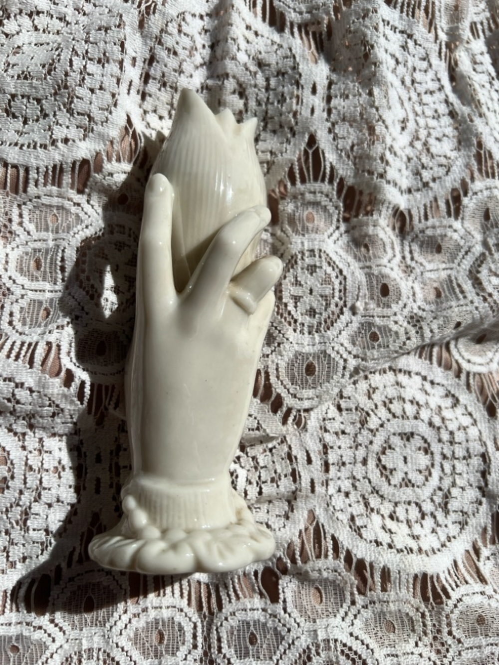 Ivory Ceramic Tulip Bud Vase - Elegant Hand Figurine Accent